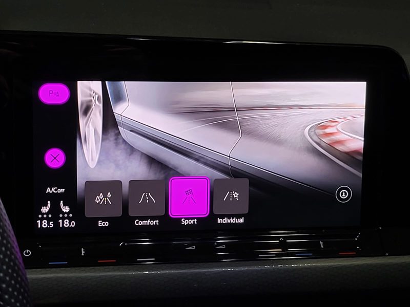 VOLKSWAGEN GOLF VIII GTI Clubsport 2.0 TSI 300cv Boîte Auto DSG