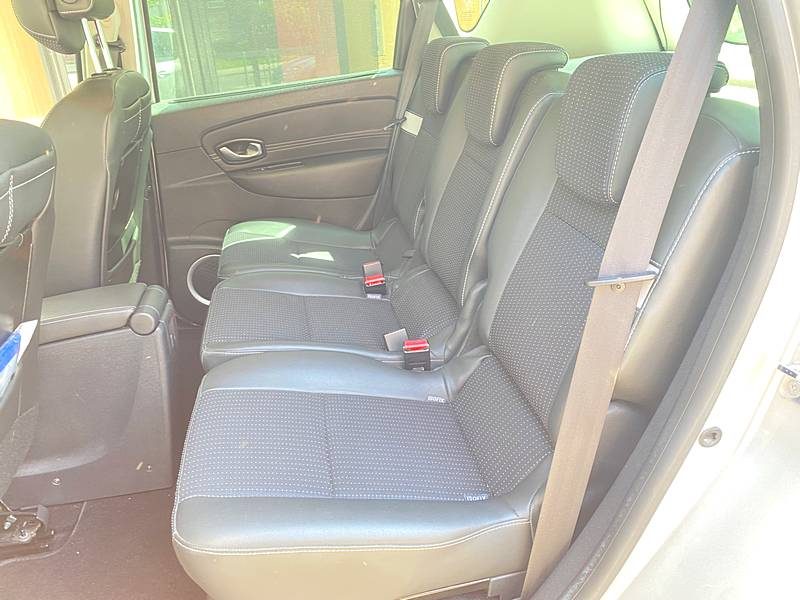 RENAULT SCÉNIC III 2011