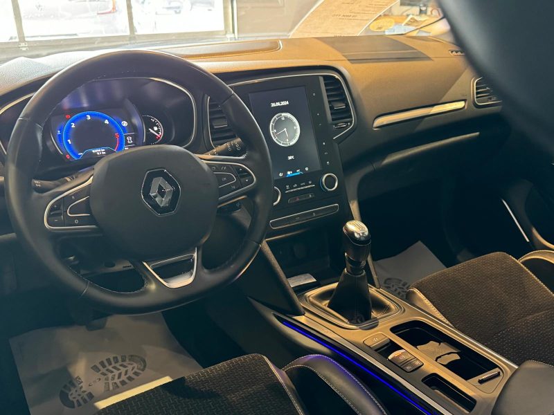 RENAULT MEGANE IV  2017