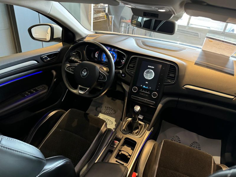 RENAULT MEGANE IV  2017