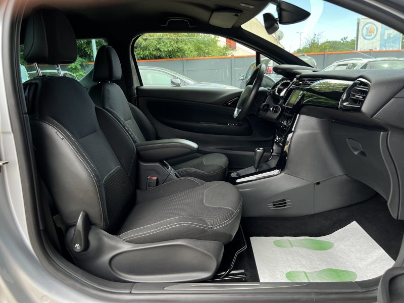 CITROEN DS3 CITROEN DS3 CITROEN DS3 SO CHIC 1.6 VTI 120 Cv BOITE AUTO GPS BLUETOOTH CRIT AIR 1 / 70 