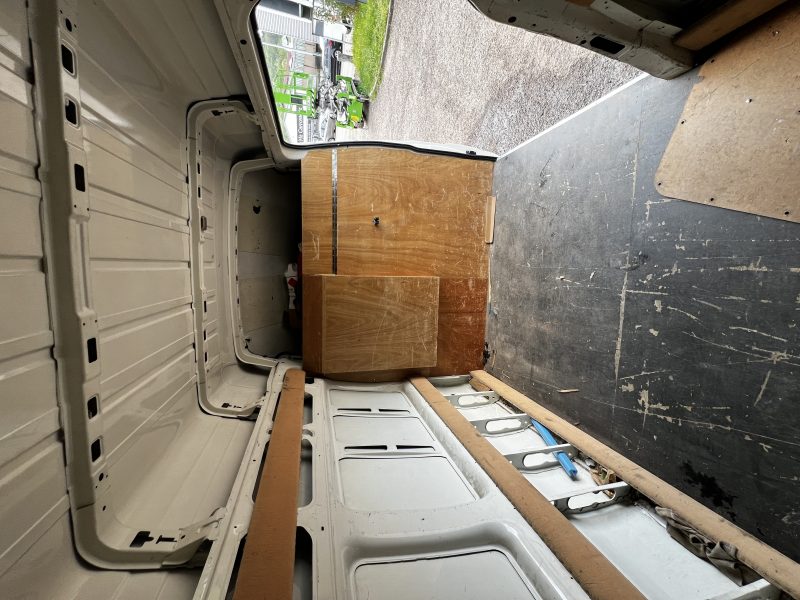 FORD TRANSIT Fourgon 300L L2H3 TDCİ 2.0L