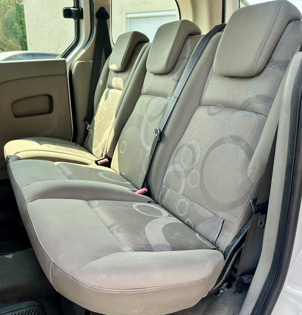 RENAULT KANGOO / GRAND 1.5L dCi 86cv *AUTHENTIQUE* / GARANTIE REVISEE 