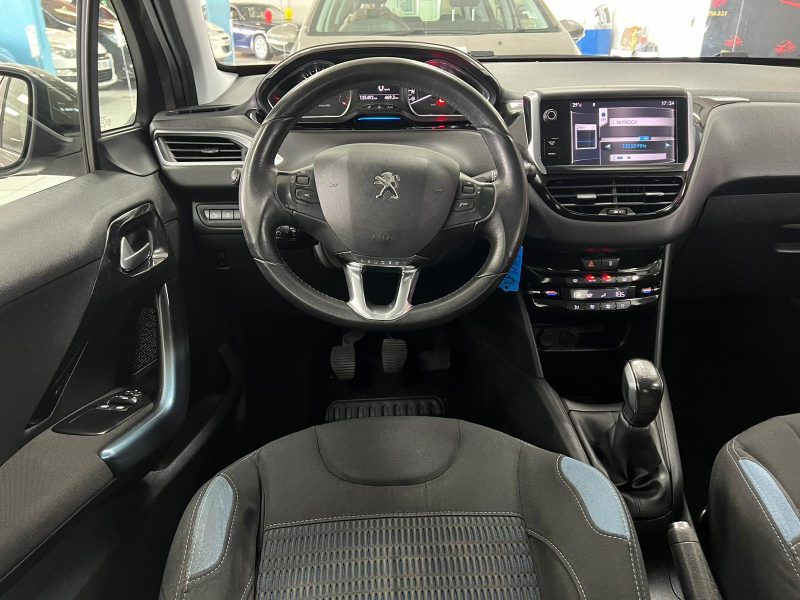 PEUGEOT 208 1.2 VTI 82CH ALLURE