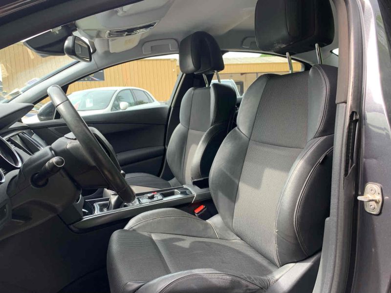 PEUGEOT 508 I 2011 2.0 HDi 140cv