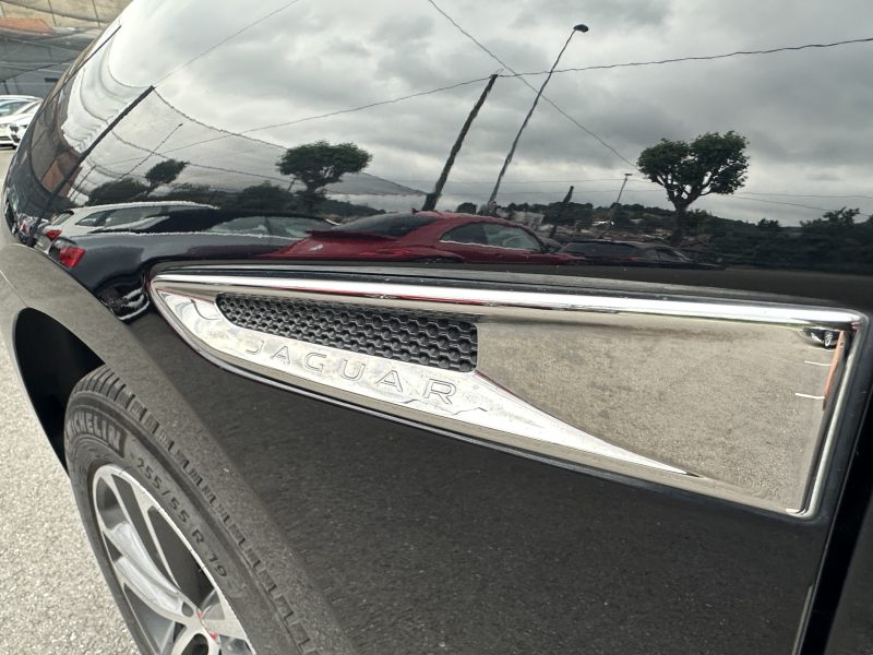 JAGUAR F-Pace 2018 2.0 D 180 PRESTIGE BVA*PANO*CAMERA*CUIR*