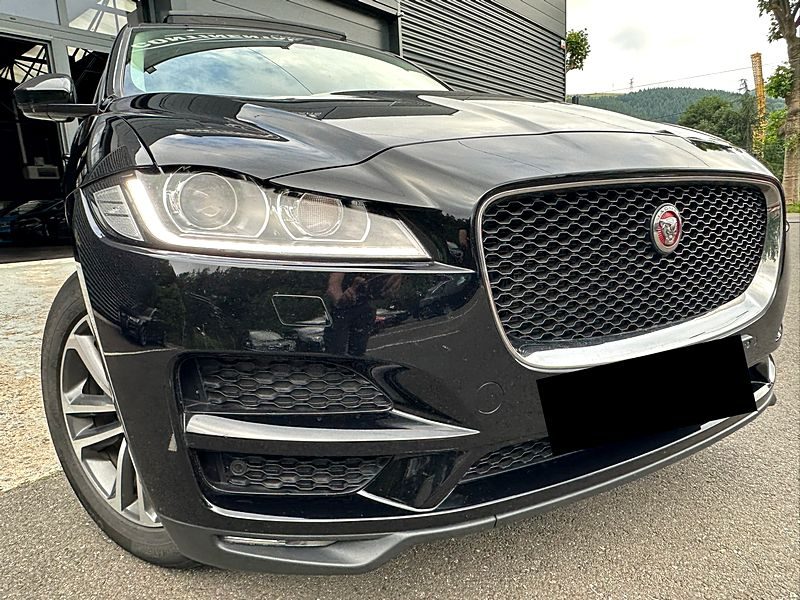 JAGUAR F-Pace 2018 2.0 D 180 PRESTIGE BVA*PANO*CAMERA*CUIR*