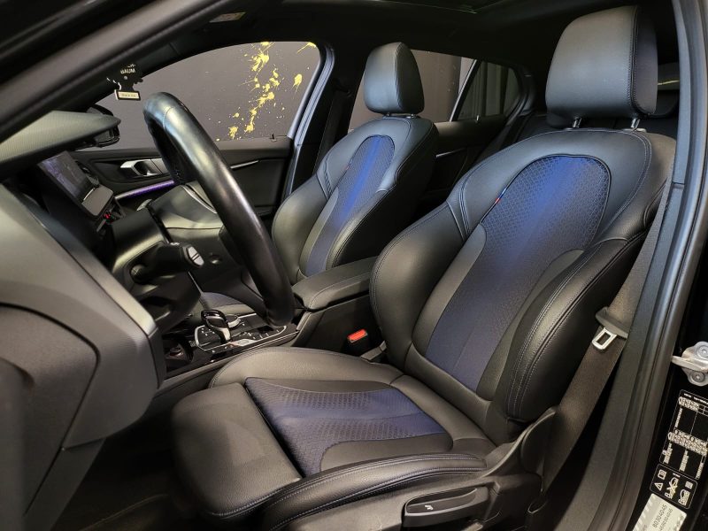 BMW SERIE 1 120d 190cv XDRIVE M SPORT DKG 7 / TOIT OUVRANT/ PACK AMBIANCE / APPLE CARPLAY