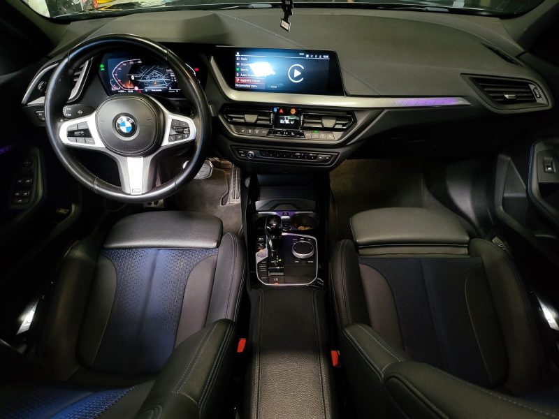 BMW SERIE 1 120d 190cv XDRIVE M SPORT DKG 7 / TOIT OUVRANT/ PACK AMBIANCE / APPLE CARPLAY