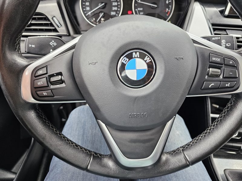 BMW SERIE 2 ACTIVE TOURER 218i 136 CH LOUNGE GPS TOIT OUVRANT 