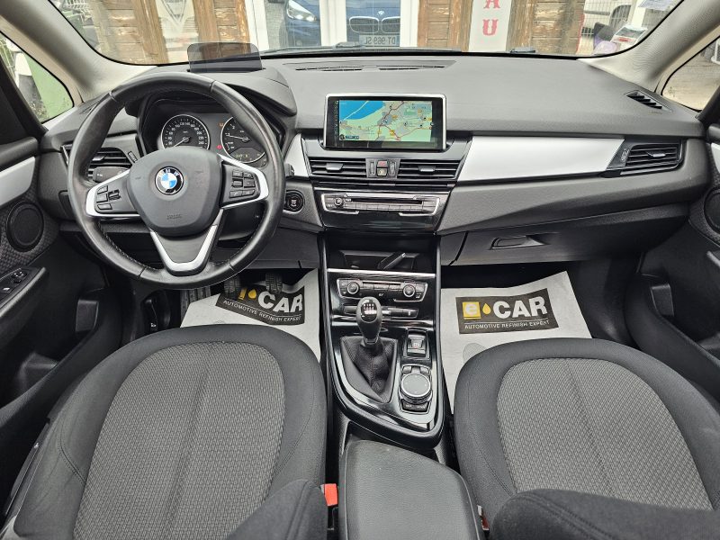 BMW SERIE 2 ACTIVE TOURER 218i 136 CH LOUNGE GPS TOIT OUVRANT 