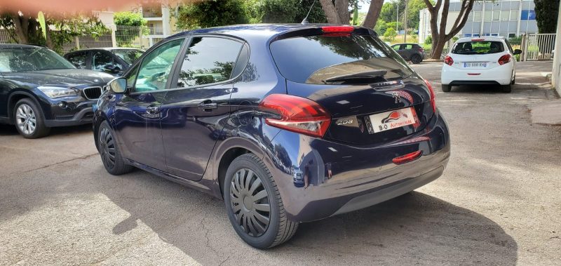 Peugeot 208 1.2l Vti 82 cv phase 2 Style, *Crit'Air1*, *Entretien Peugeot*, *Peu kilométrés*