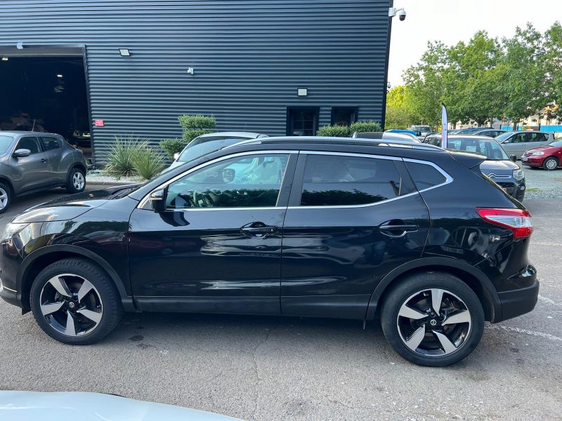 NISSAN QASHQAI II SUV 2015