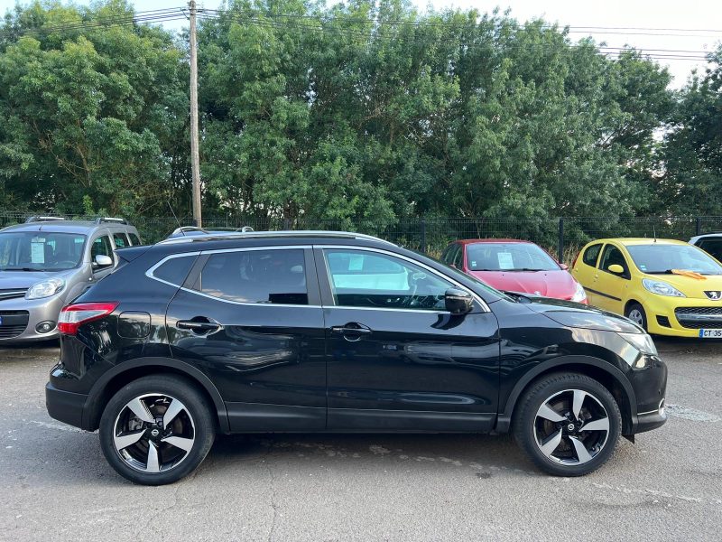 NISSAN QASHQAI II SUV 2015