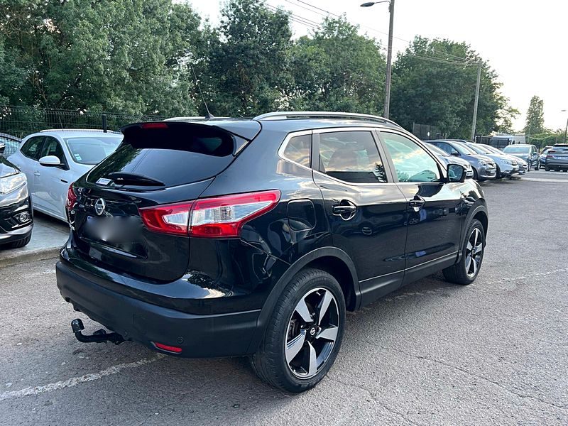 NISSAN QASHQAI II SUV 2015