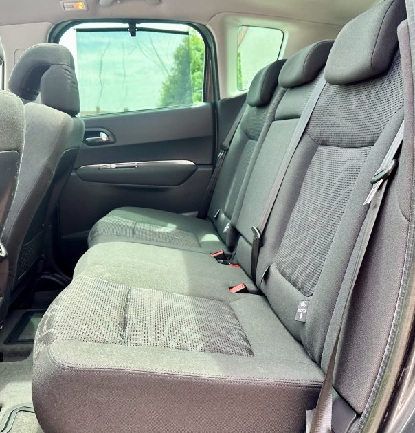 PEUGEOT 3008 Monospace 2012