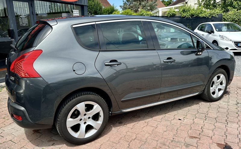 PEUGEOT 3008 Monospace 2012