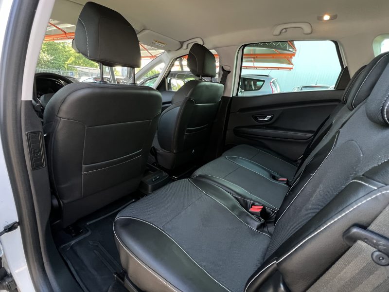 RENAULT SCENIC 4 IV 1.3 TCE 115 Cv 1ERE MAIN APPLE CARPLAY GPS 20 600 Kms CRIT AIR 1 - Garantie 1 an