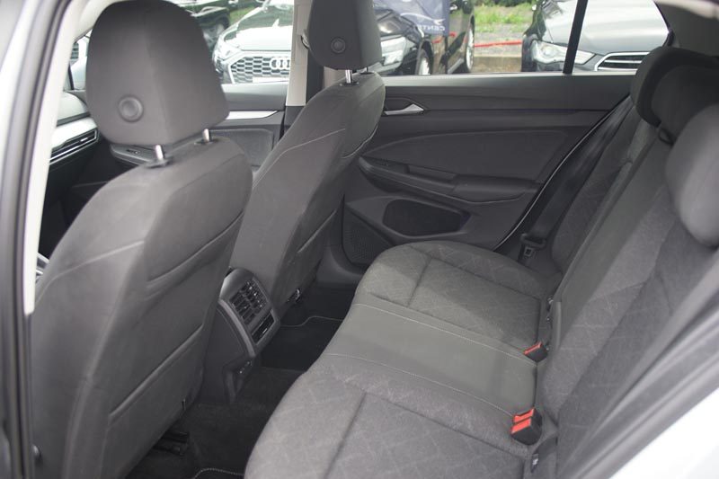 VOLKSWAGEN GOLF VIII 1.0 TSI 110CH LIFE