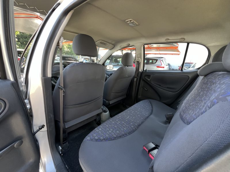 TOYOTA YARIS 1.3 86 Cv 5 PORTES / CLIMATISATION BLUETOOTH - GARANTIE 1 AN