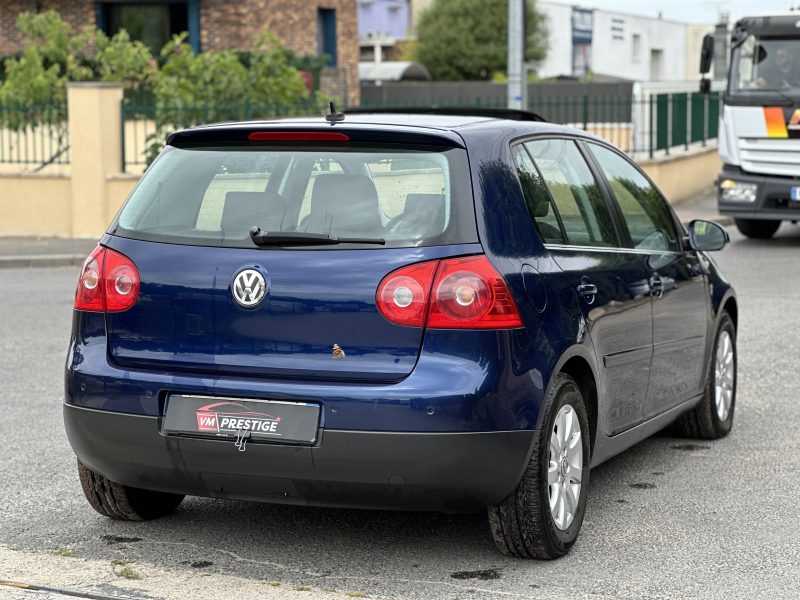 VOLKSWAGEN GOLF 5 2005