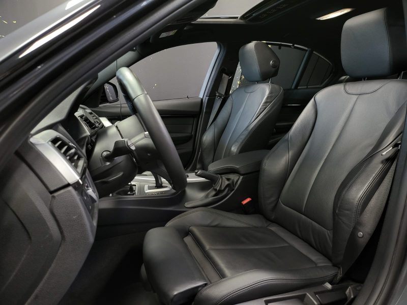 BMW SERIE 3 BERLINE (F30) 318 i  136cv PACK M SPORT ULTIMATE TOIT OUVRANT / TETE HAUTE / CUIR / VIRT