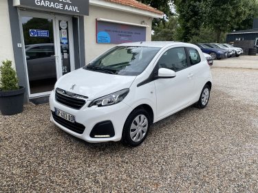 PEUGEOT 108 2015