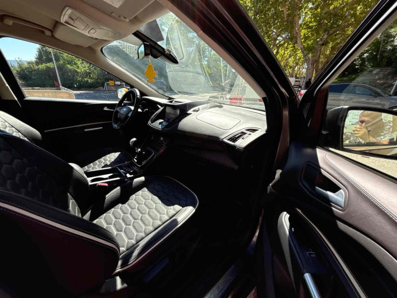 FORD KUGA 1.5 150 Vignale - Caméra de recul / CarPlay / Garantie 12 Mois