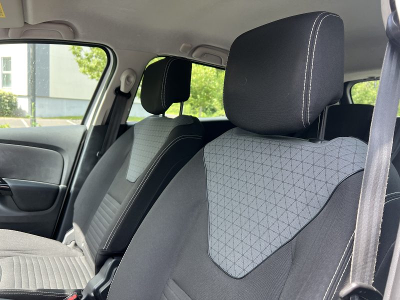 RENAULT CLIO IV Estate 2013