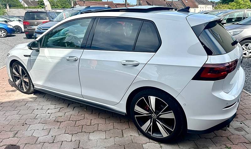 VOLKSWAGEN GOLF VIII 2.0 TDI 16 BMT *GTD* 200cv DSG7 / GARANTIE REVISEE  