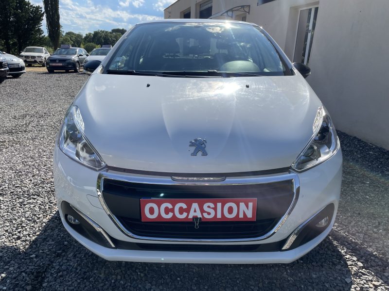 PEUGEOT 208 I 2015