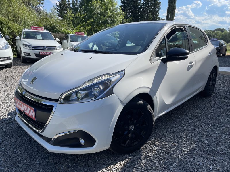 PEUGEOT 208 I 2015