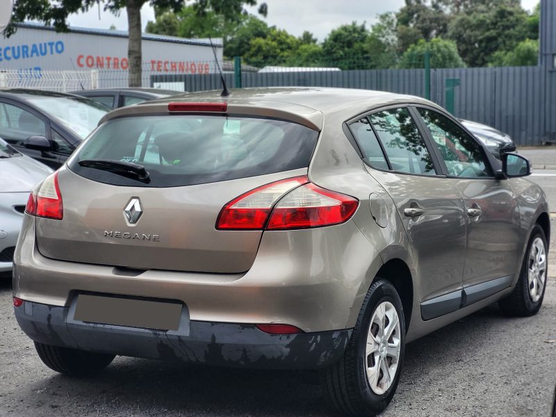 RENAULT MEGANE III 2009