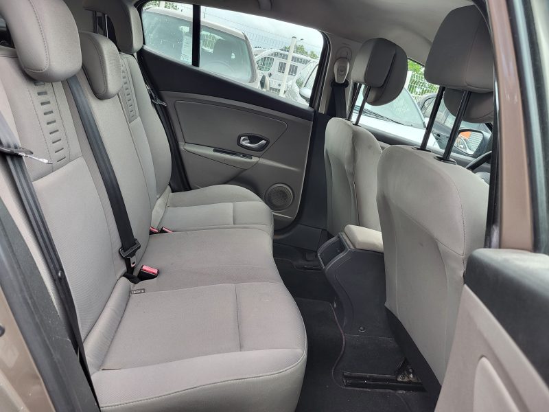 RENAULT MEGANE III 2009