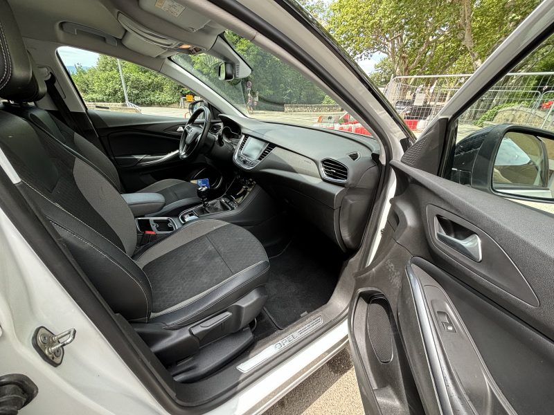 OPEL GRANDLAND X 1.6 D 120 ch Innovation - Radar AV/AR / CarPlay/Android Auto / Garantie 12 Mois