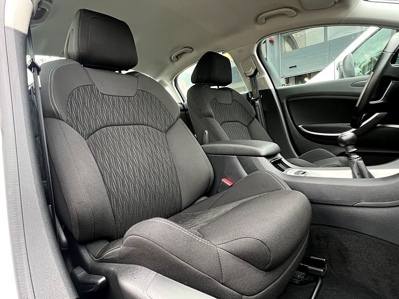 CITROEN C5 II PHASE 2 BERLINE 2.0 HDI 140 Cv 48 900 Kms / BLUETOOTH CRIT AIR 2 - GARANTIE 1 AN