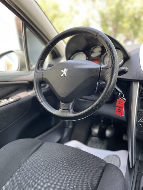 PEUGEOT 207 2007