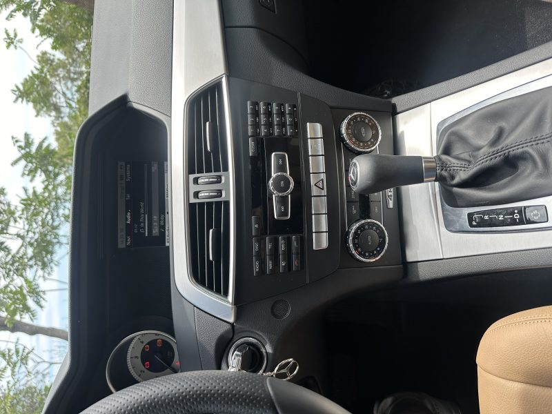 MERCEDES CLASSE C 2012 - 2500Km