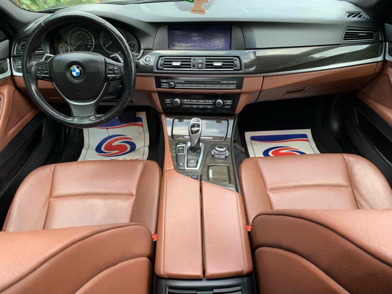 B.M.W. 5 Touring 2012 520 d 184cv