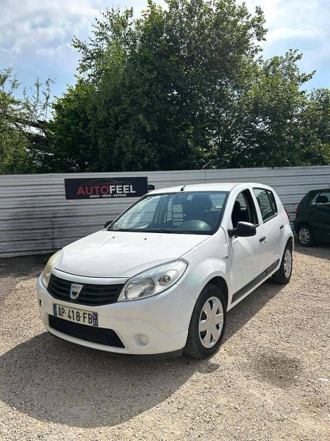 DACIA SANDERO 1.4 MPI GPL ESSENCE