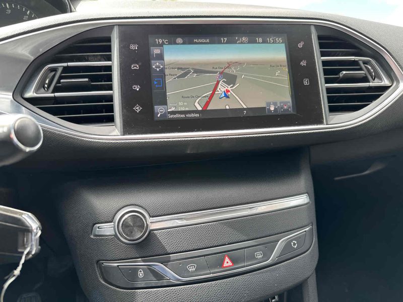 PEUGEOT 308 SW  2015