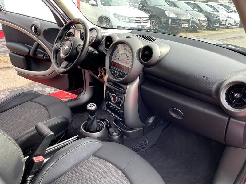 MINI MINI COUNTRYMAN 2011