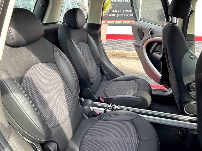 MINI MINI COUNTRYMAN 2011