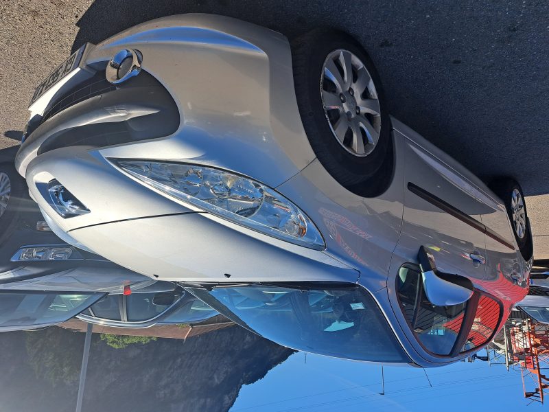 PEUGEOT 207 2008