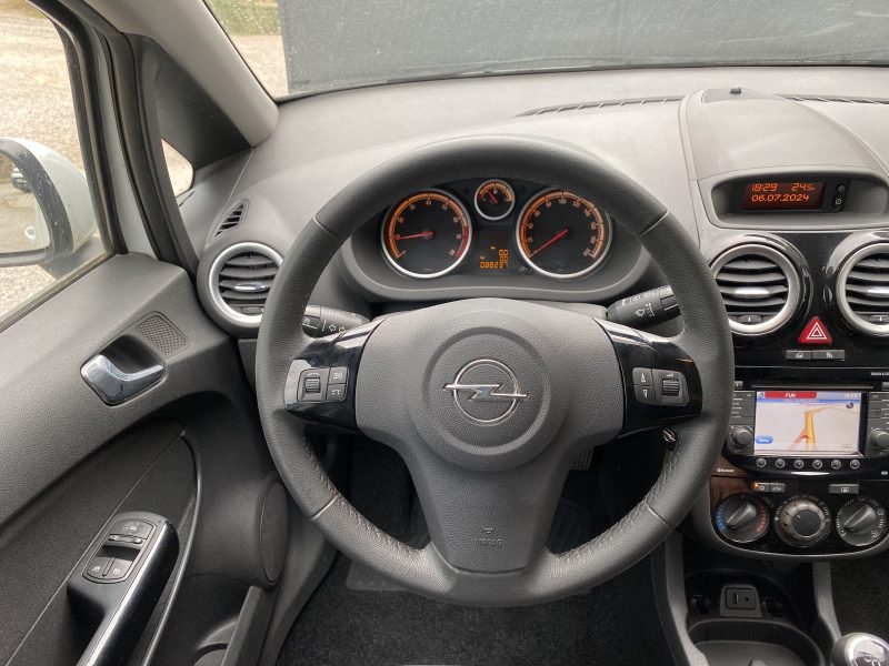 OPEL CORSA D 2014