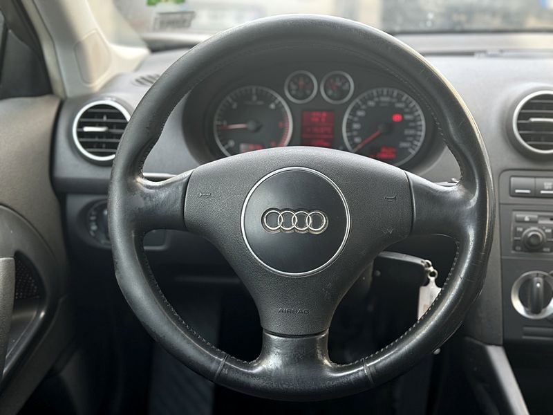 Audi A3 2.0 TDI AMBITION PAYEZ EN 4X 