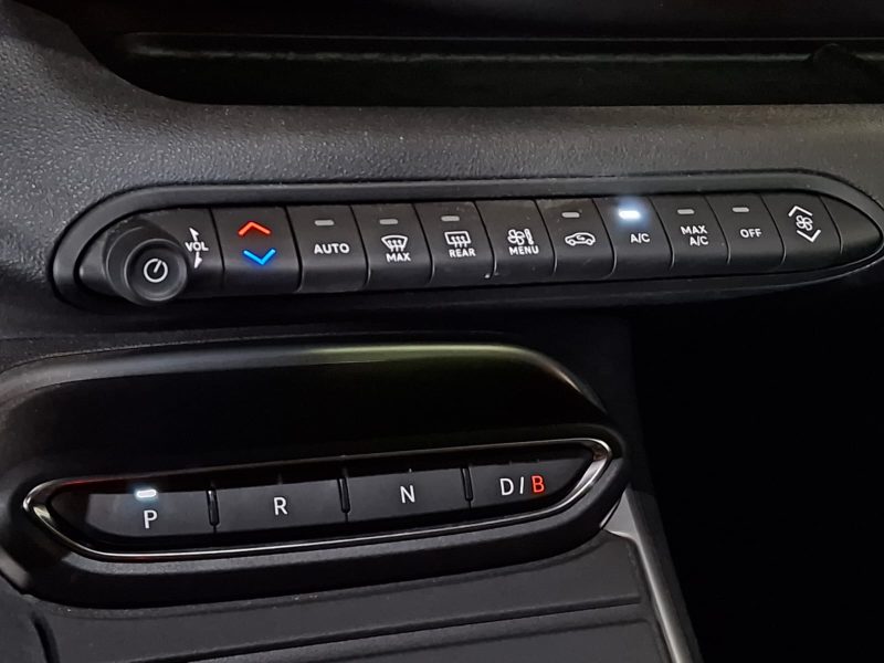 JEEP AVENGER Electric 156cv Summit Boîte Auto 1ère Main