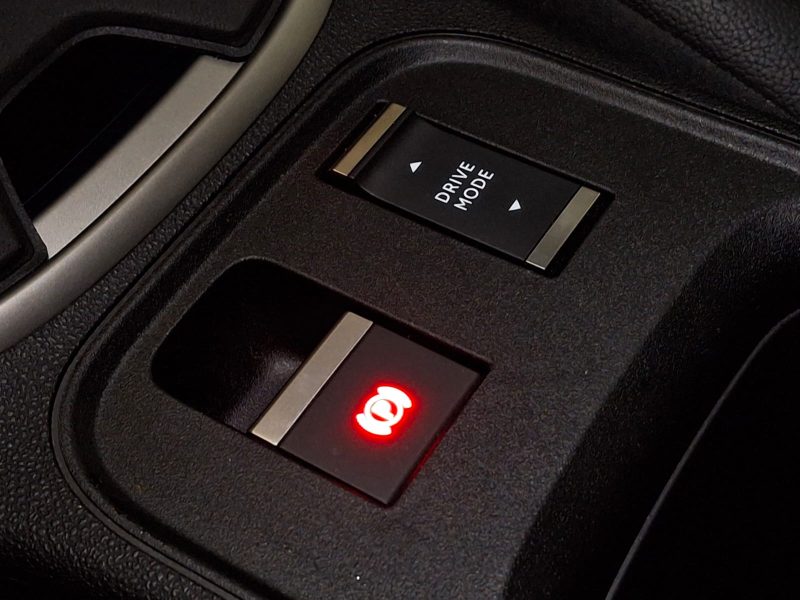 JEEP AVENGER Electric 156cv Summit Boîte Auto 1ère Main