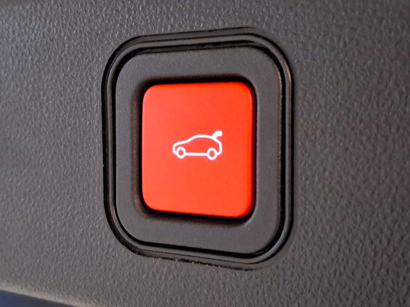 JEEP AVENGER Electric 156cv Summit Boîte Auto 1ère Main