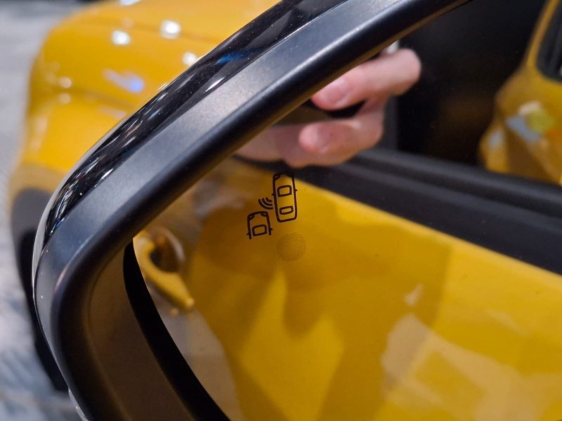 JEEP AVENGER Electric 156cv Summit Boîte Auto 1ère Main